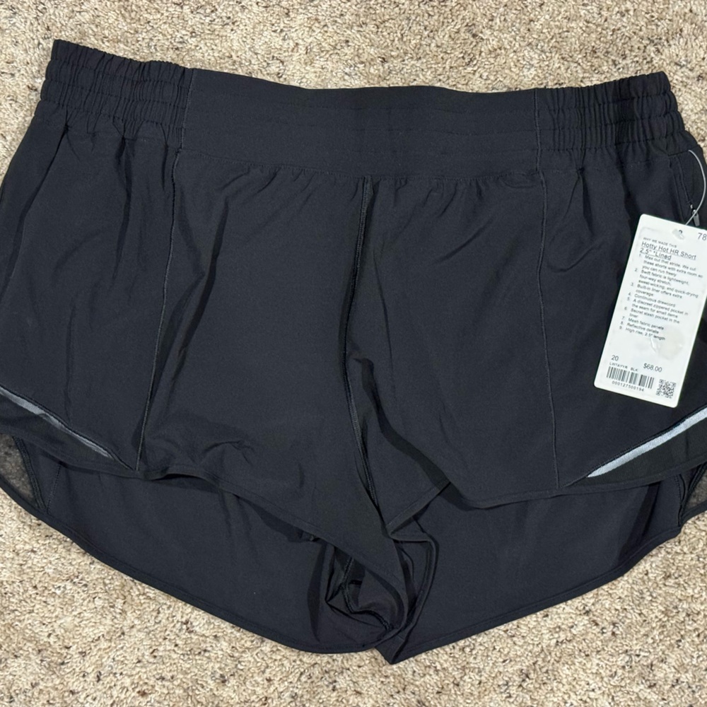 lululemon athletica Women's Black Hotty Hot Shorts